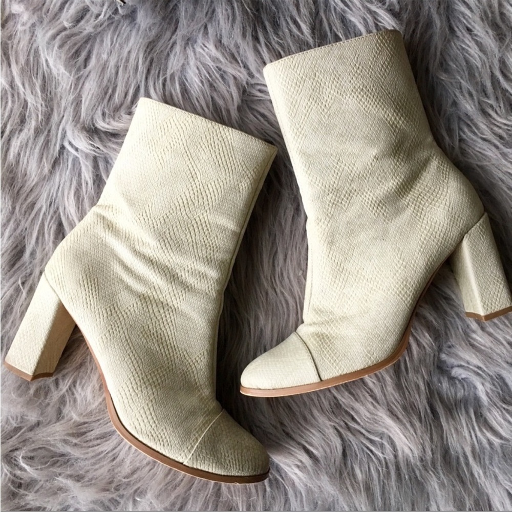 Coconuts by Matisse La Brea boots
